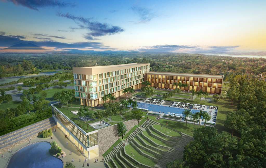 Hilton Clark Sun Valley Resort Clark Field Exterior foto